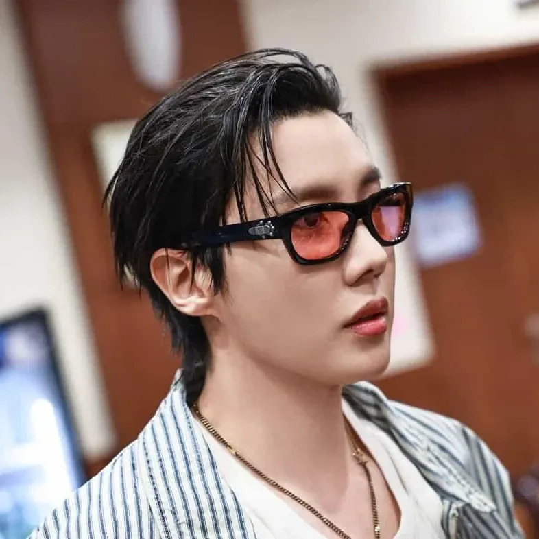 제이홉 (방탄소년단) 최근 활동샷