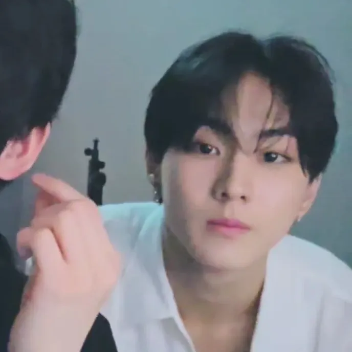 A moment captured by Jungwon (ENHYPEN)'s fan