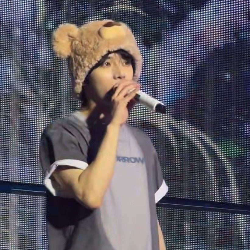 A moment captured by Beomgyu (TOMORROW X TOGETHER)'s fan