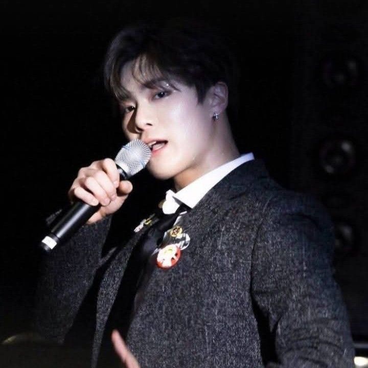 A moment captured by Moonbin (ASTRO)'s fan