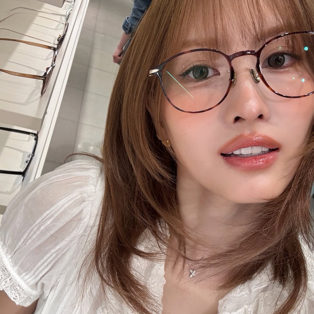Momo (TWICE)的最新活動照片