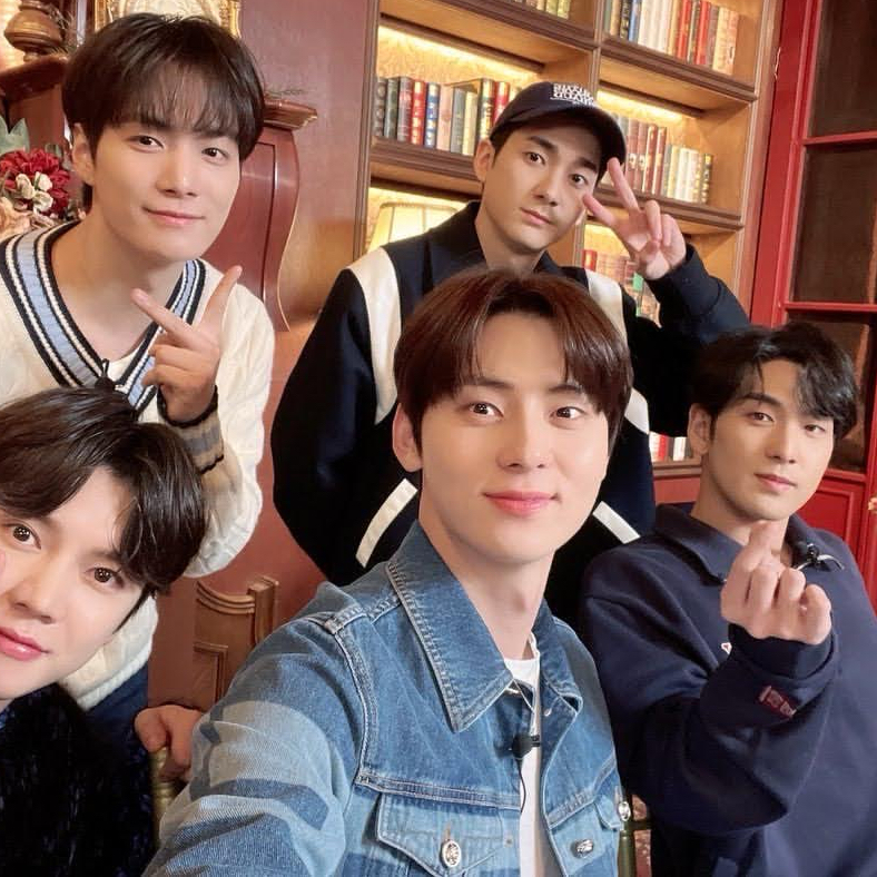 Recent activity shot of NU'EST