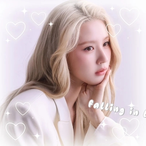 A moment captured by i-dle's fan