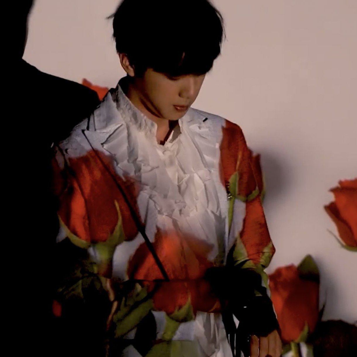 진 (방탄소년단)의 비하인드 컷