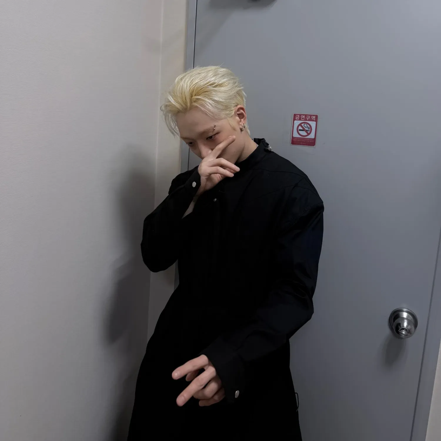 Behind-the-scenes cut of BOBBY (iKON)