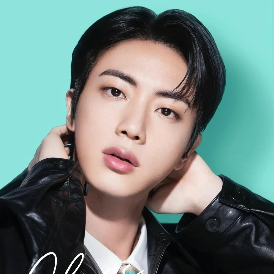 Momen yang diabadikan oleh penggemar Jin (BTS)