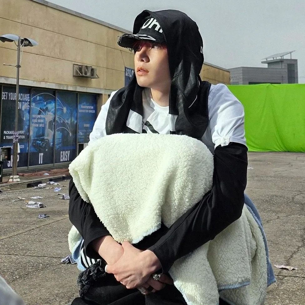 희승의 비하인드 컷