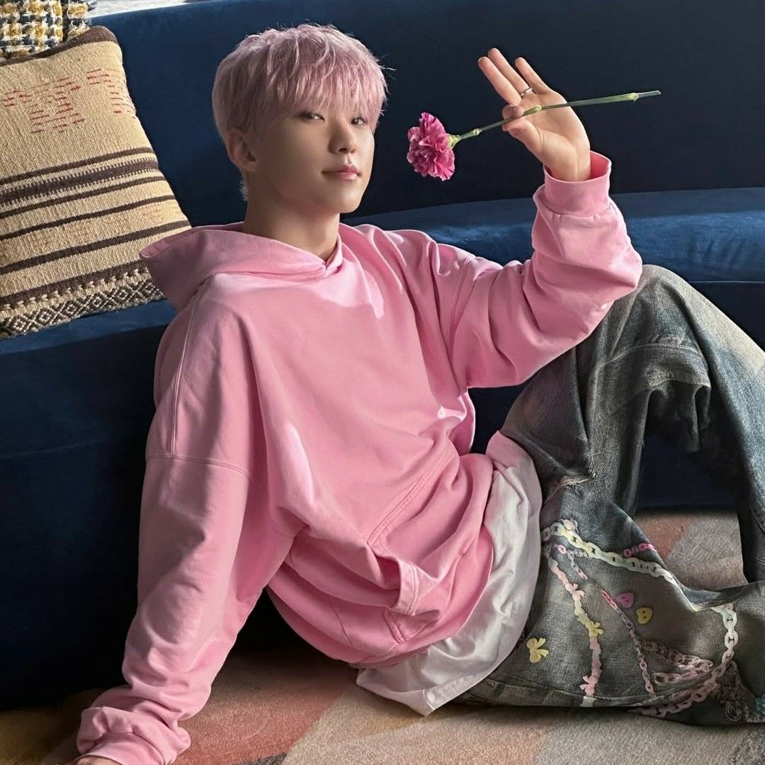 Latest photo of Hoshi (SEVENTEEN)