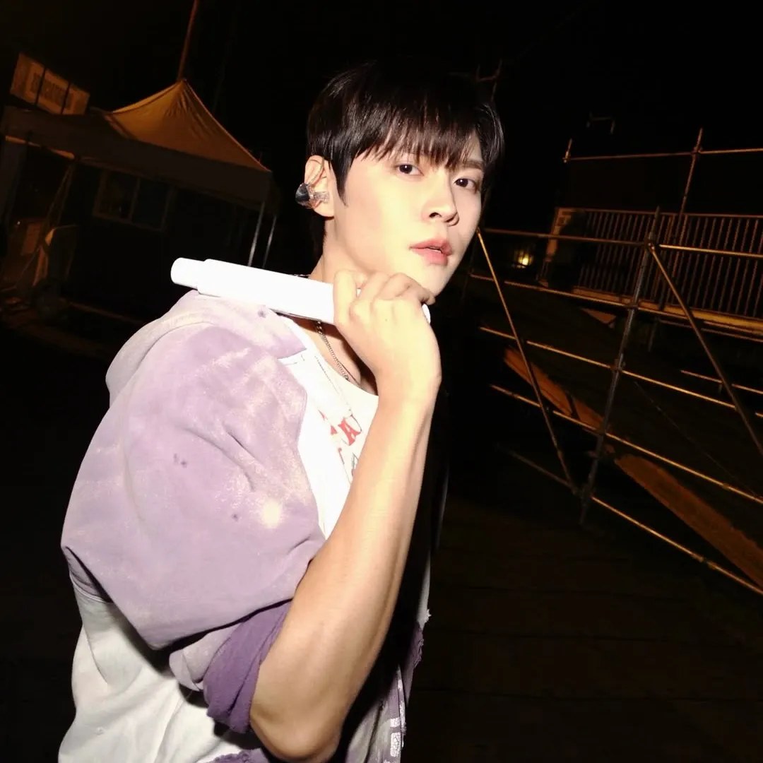 Recent activity shot of Eunseok (RIIZE)