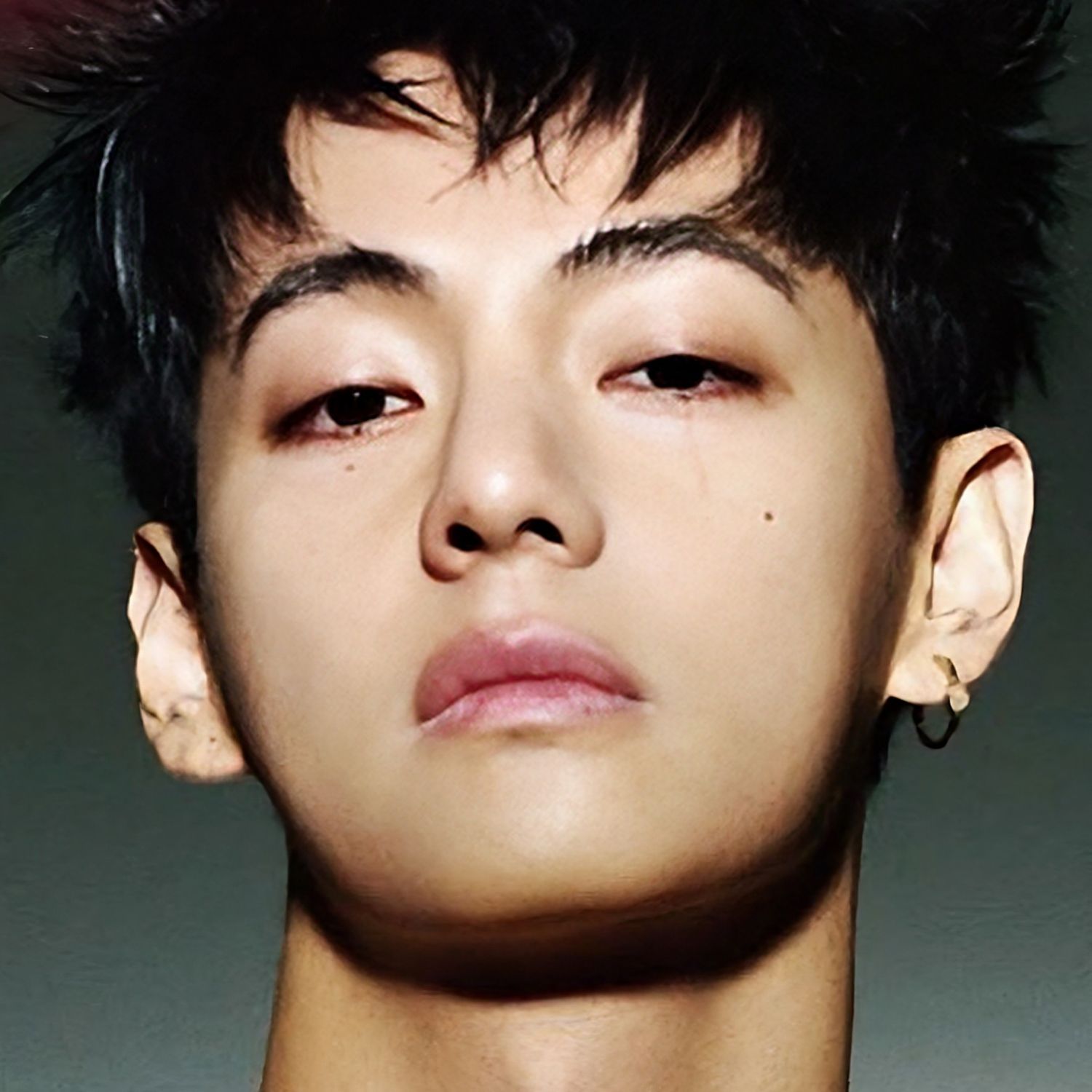 V (BTS)の最新写真