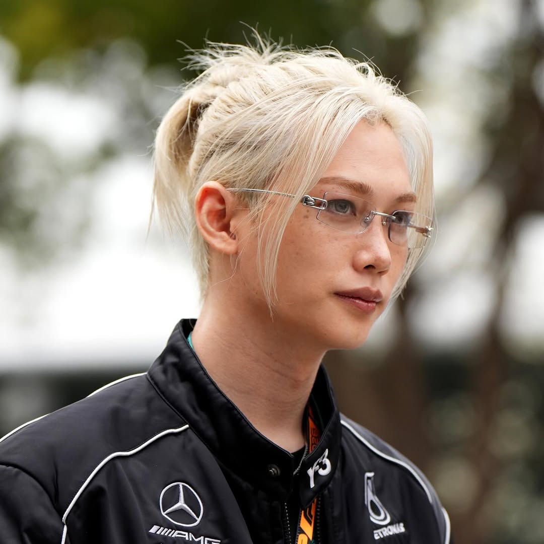 A moment captured by Felix (Stray Kids)'s fan