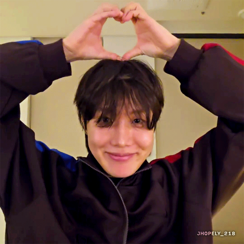 제이홉 (방탄소년단)의 최신 사진