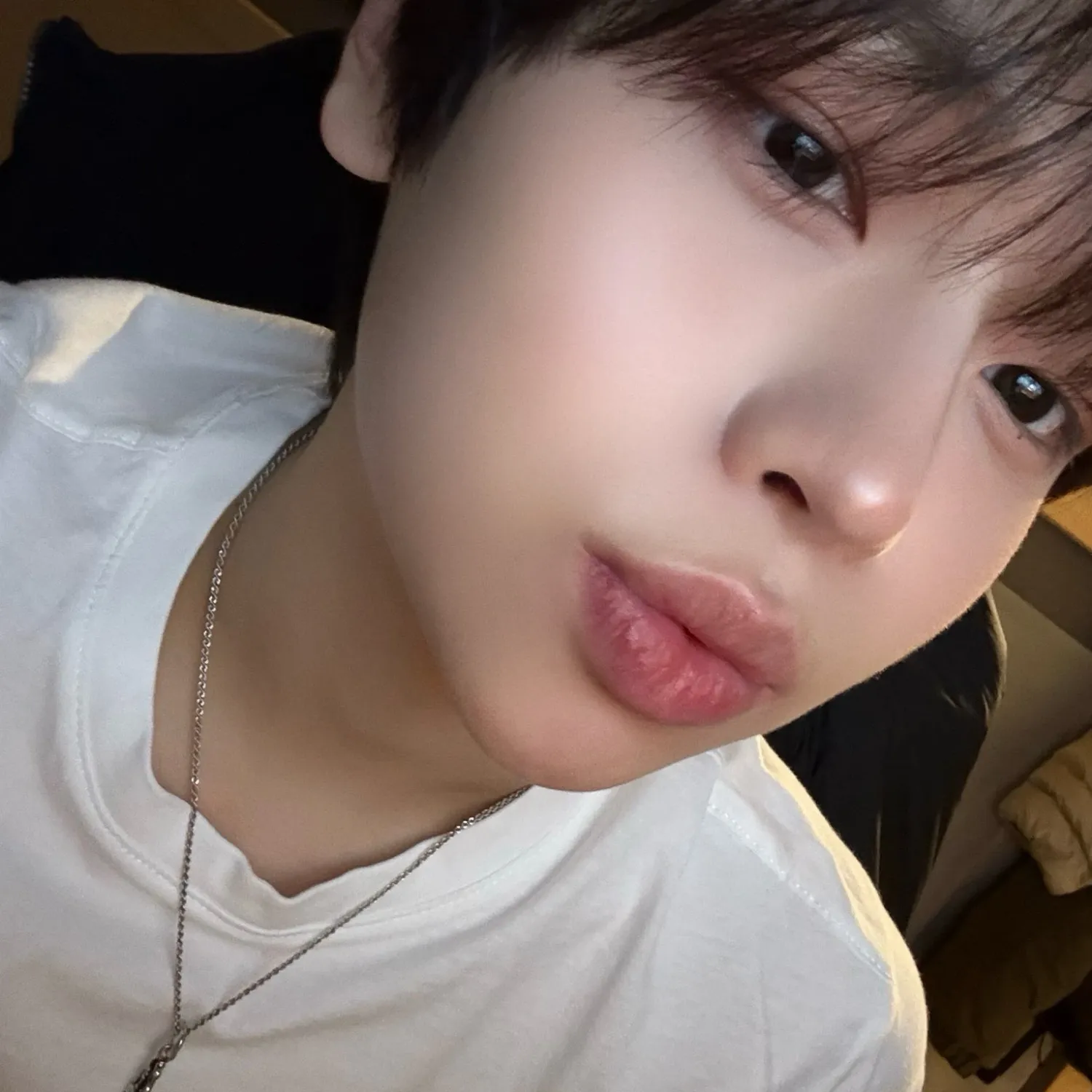 Behind-the-scenes cut of Chu yoochan (IDID)