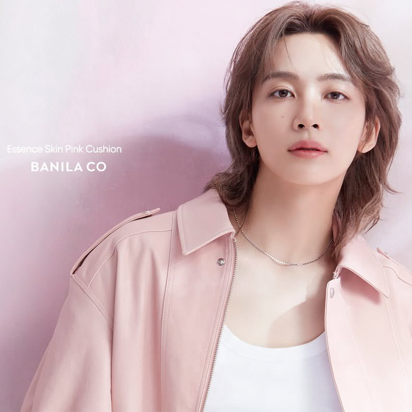 A moment captured by Jeonghan (SEVENTEEN)'s fan