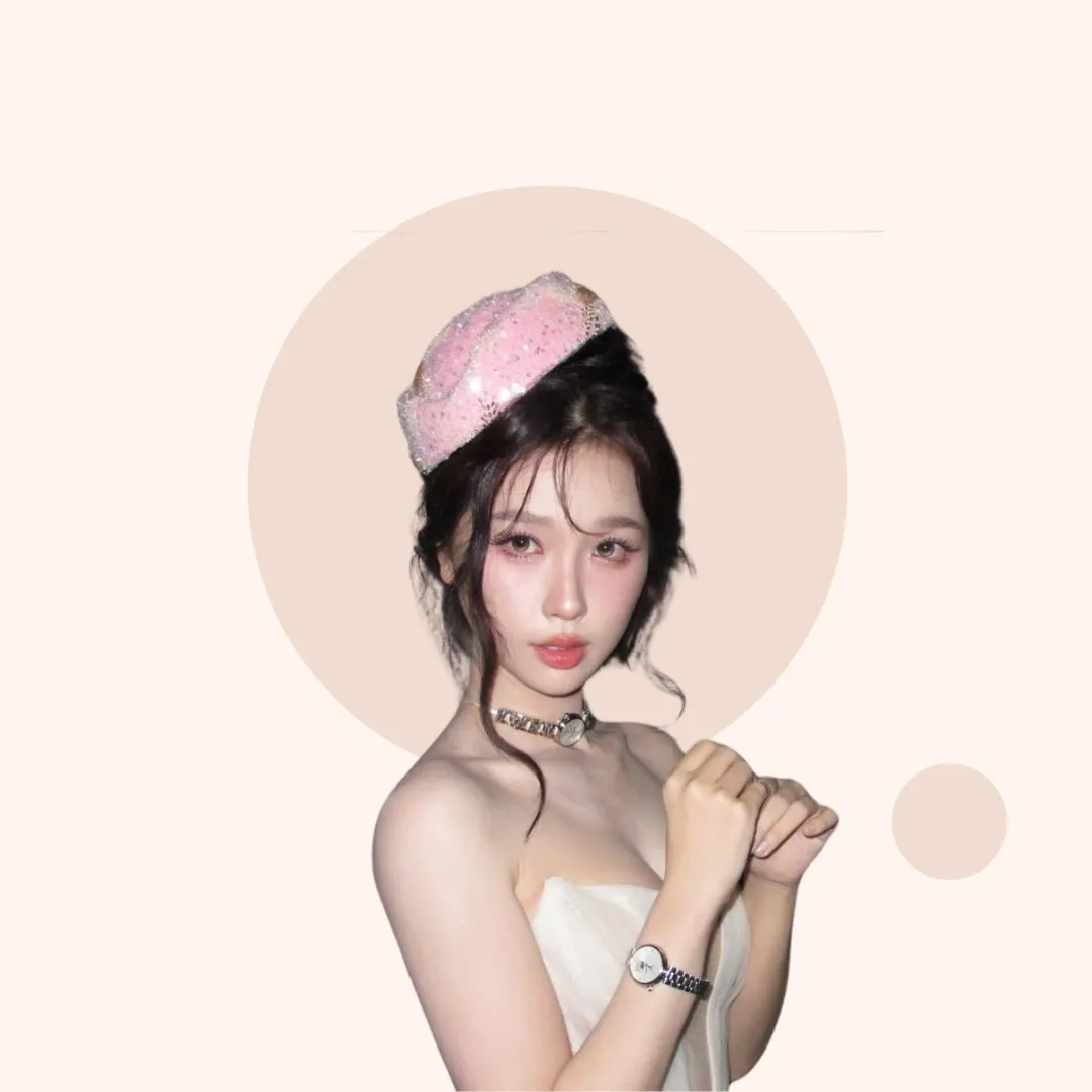 Latest photo of Esther Yu