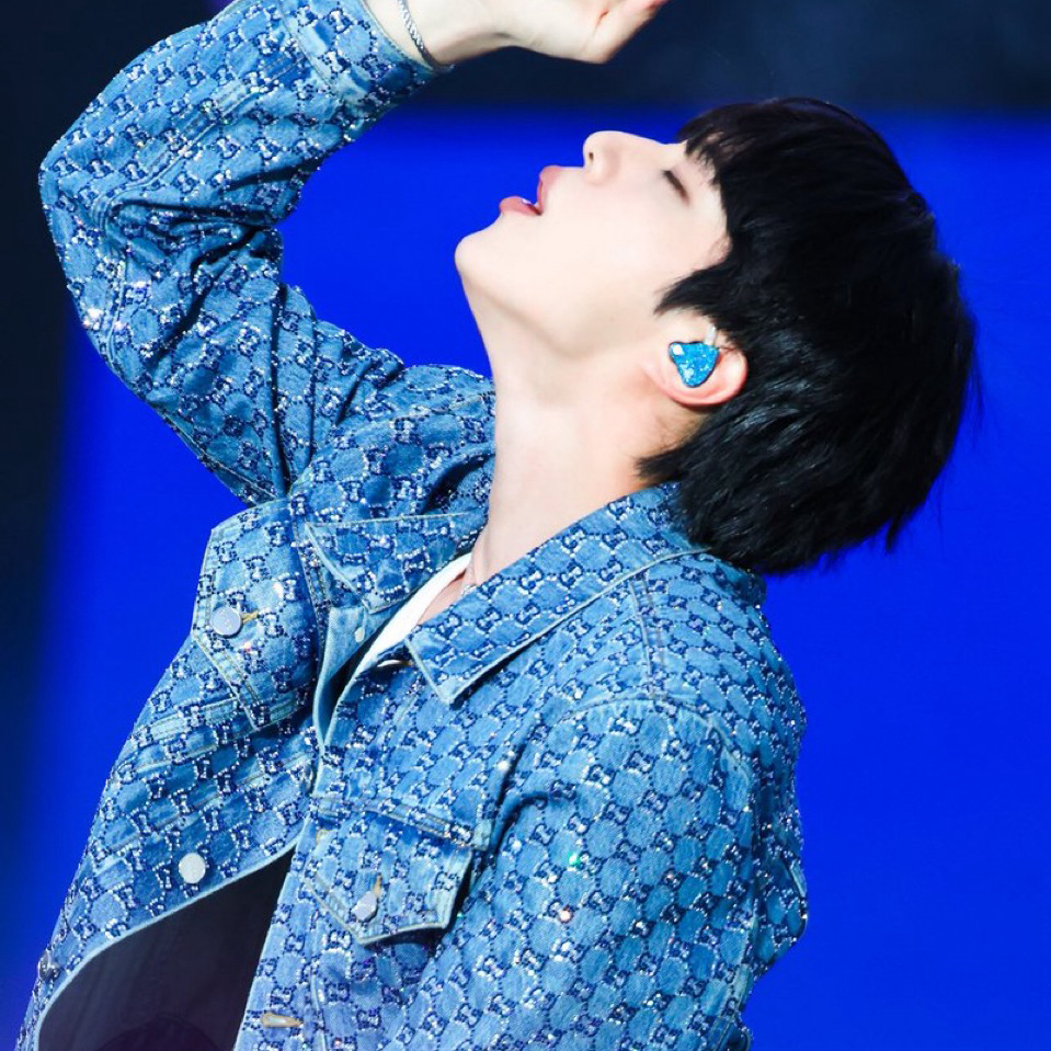 Foto terbaru Jin (BTS)
