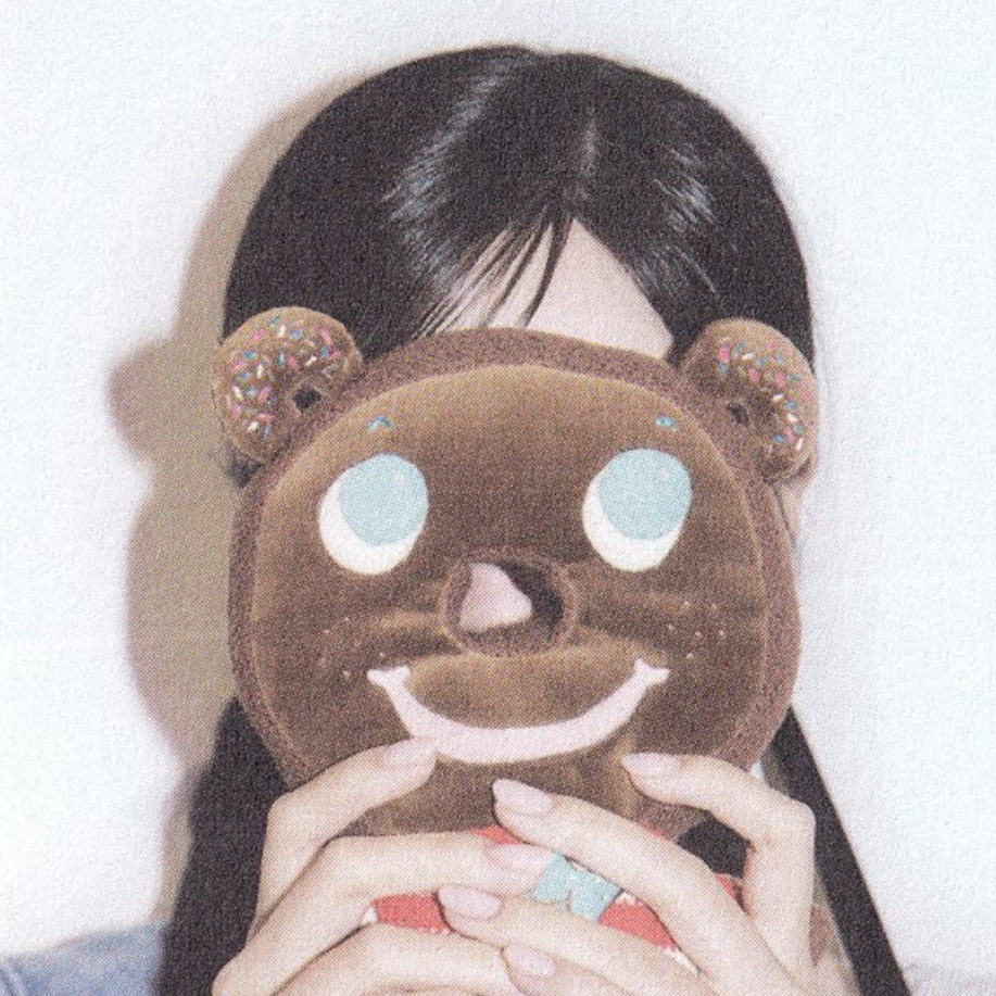 Foto aktivitas terbaru Mina (TWICE)