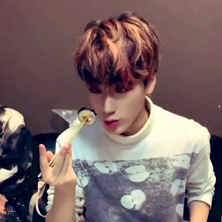 A moment captured by San (ATEEZ)'s fan