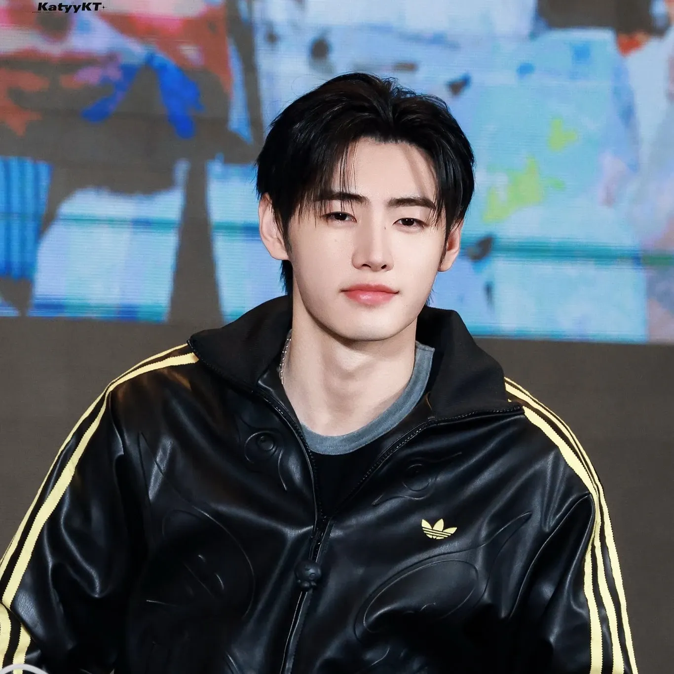 Momen yang diabadikan oleh penggemar Sunghoon (ENHYPEN)