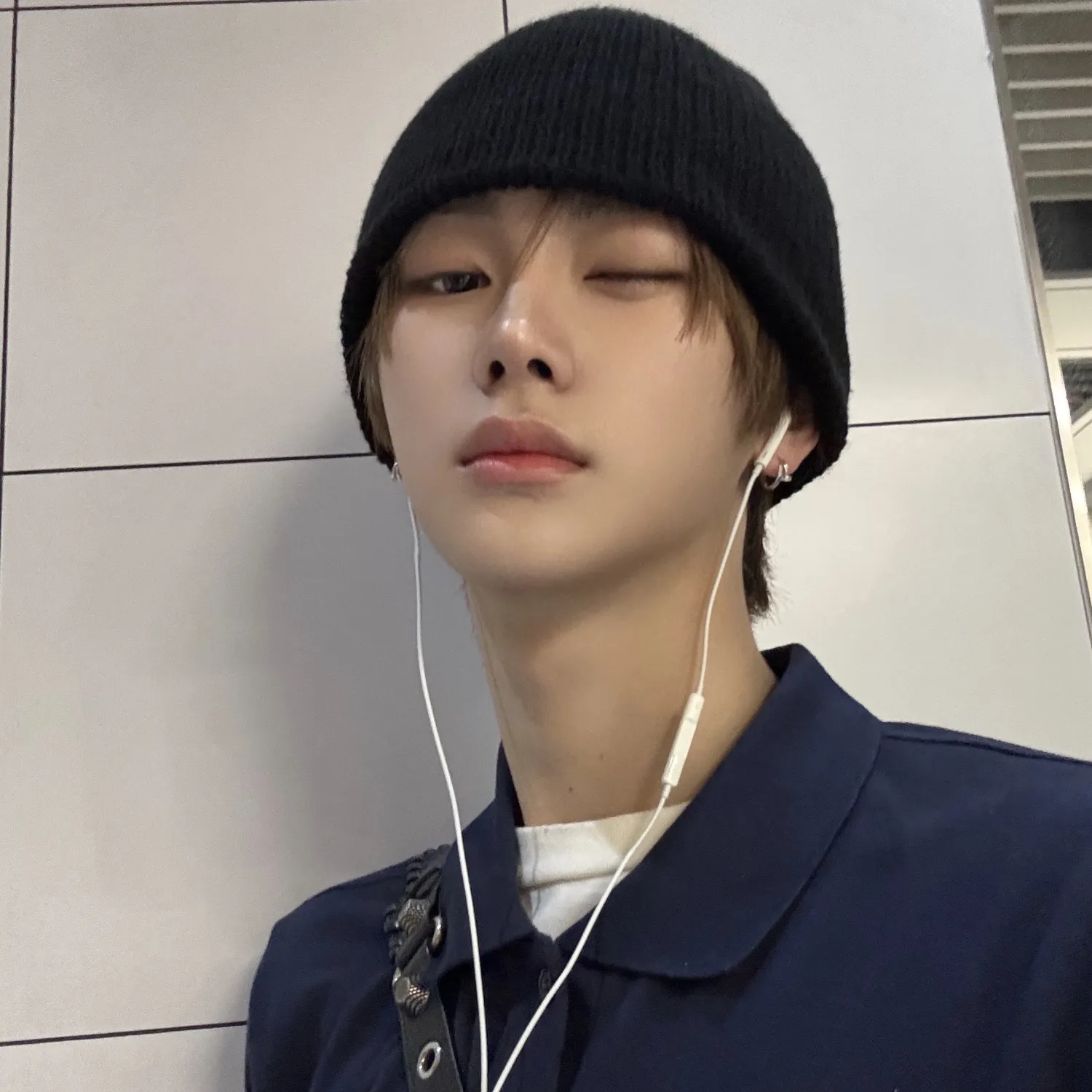 A moment captured by Zhou Anxin (ALPHA DRIVE ONE)'s fan