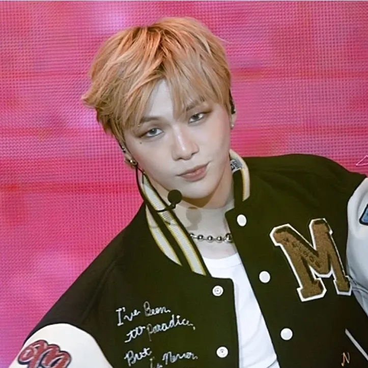 Foto aktivitas terbaru Kang Daniel