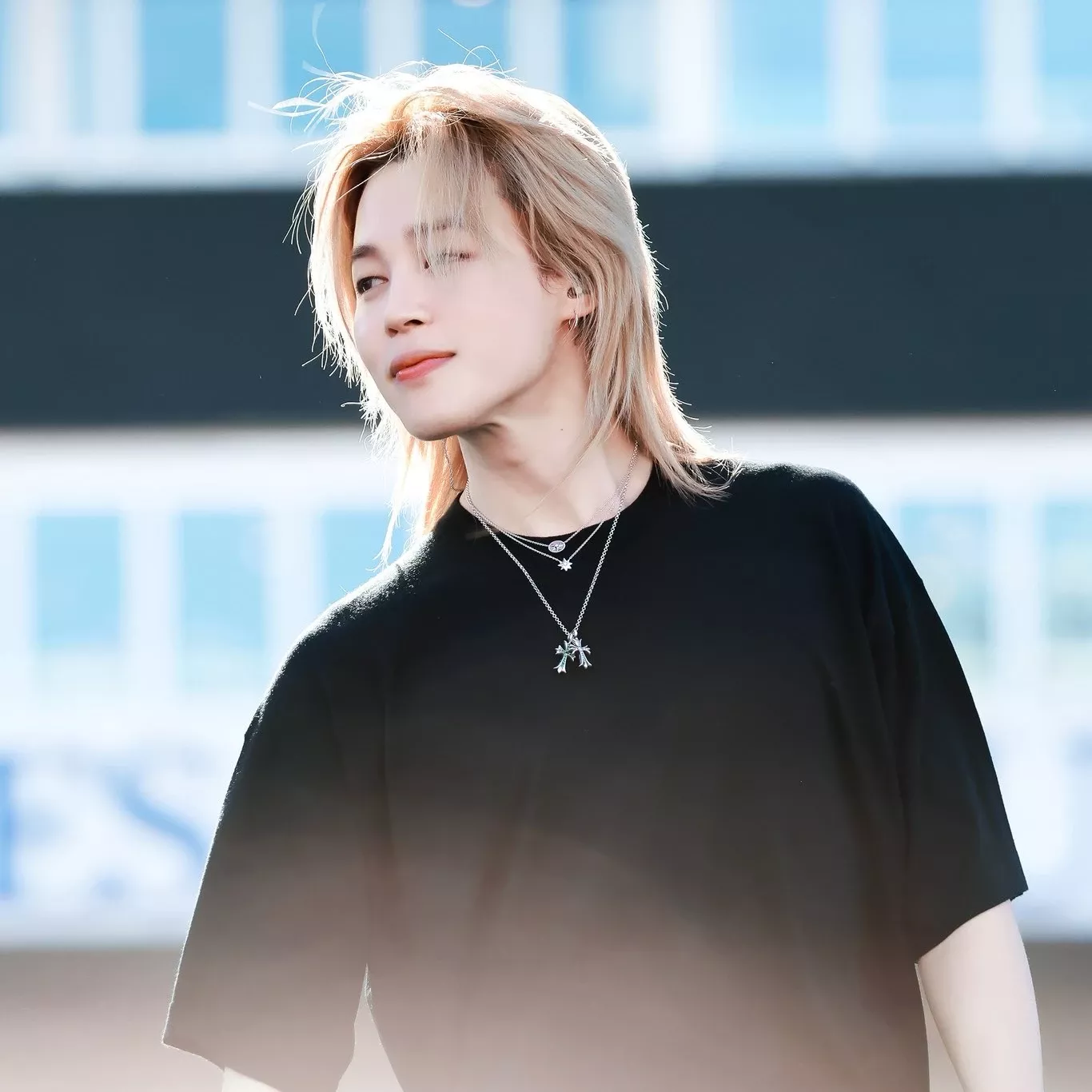 Foto aktivitas terbaru Jimin (BTS)