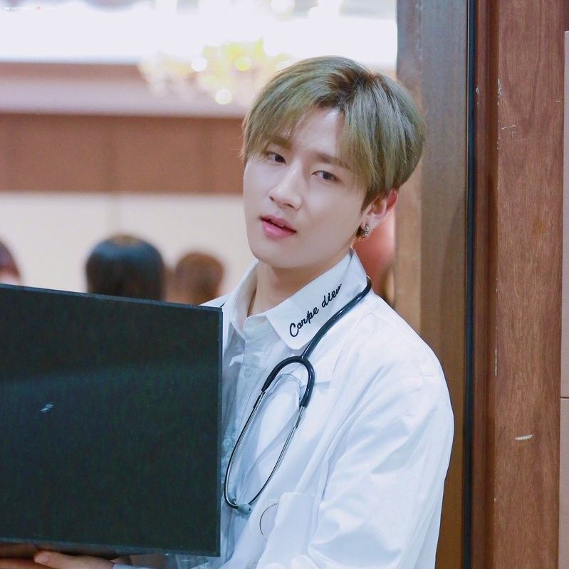 Potret di balik layar MONSTA X