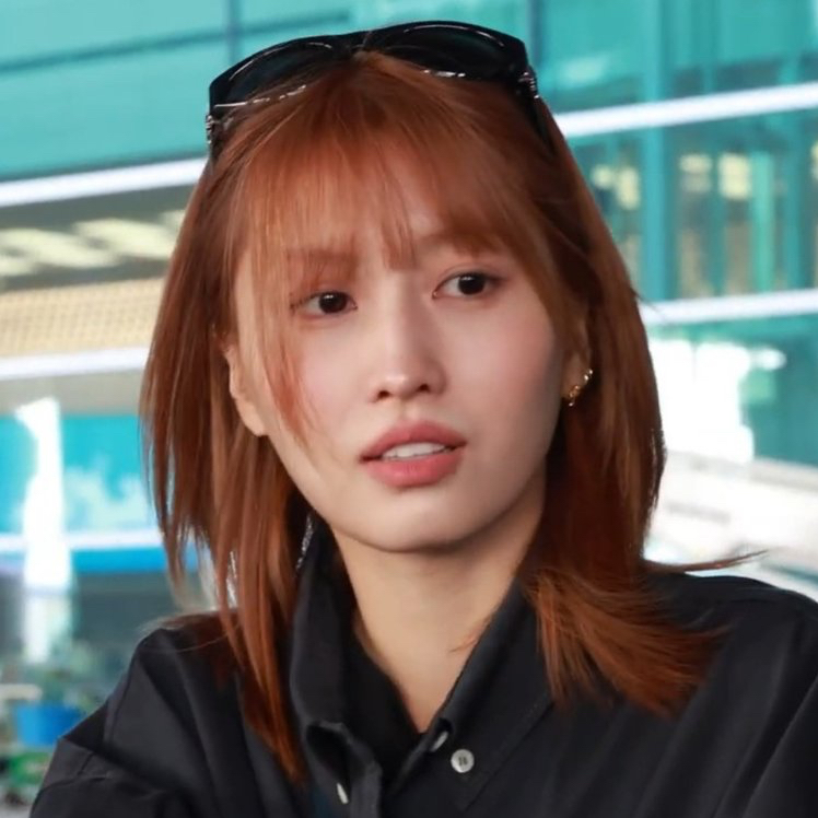 모모 (TWICE) 최근 활동샷