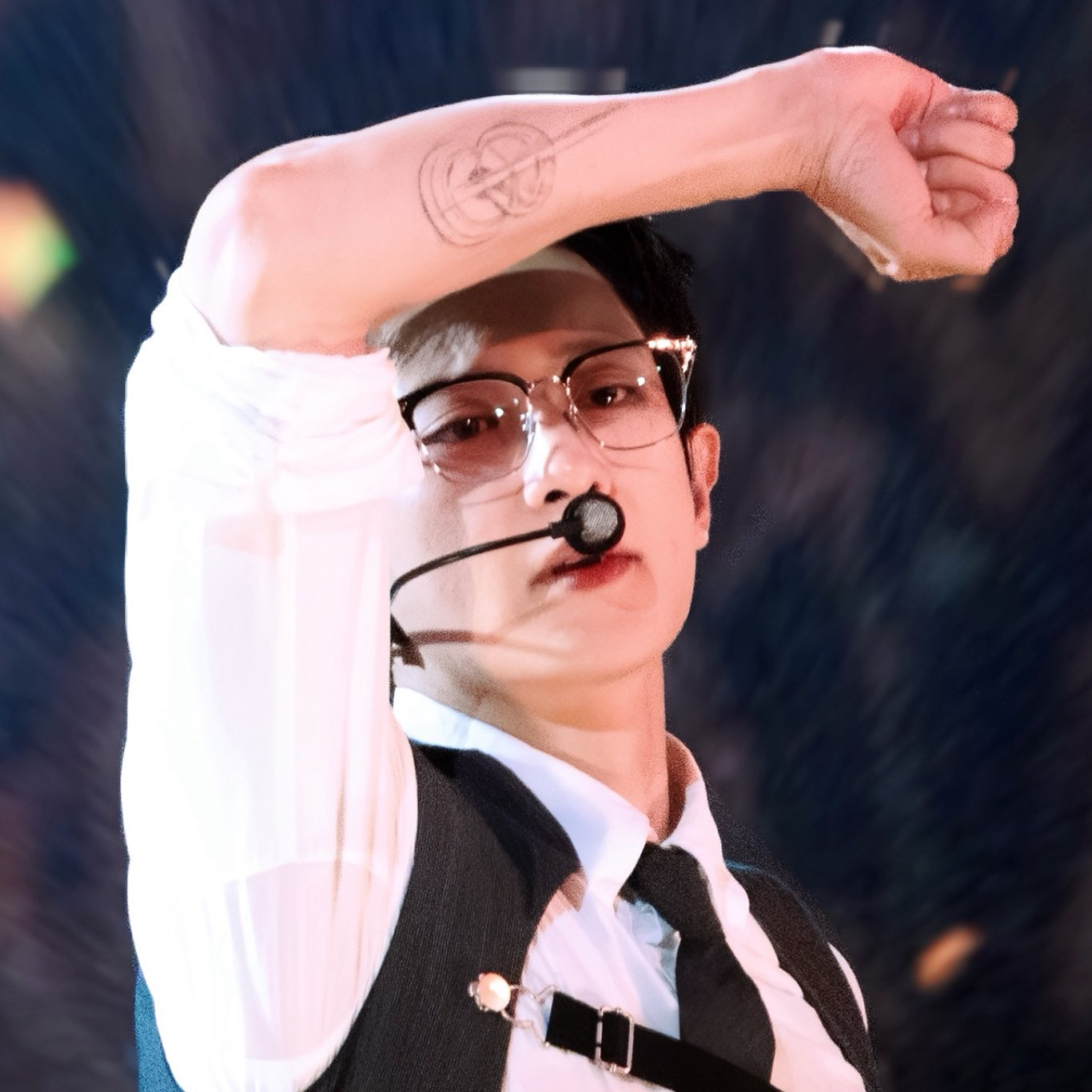 A moment captured by Chanyeol (EXO)'s fan