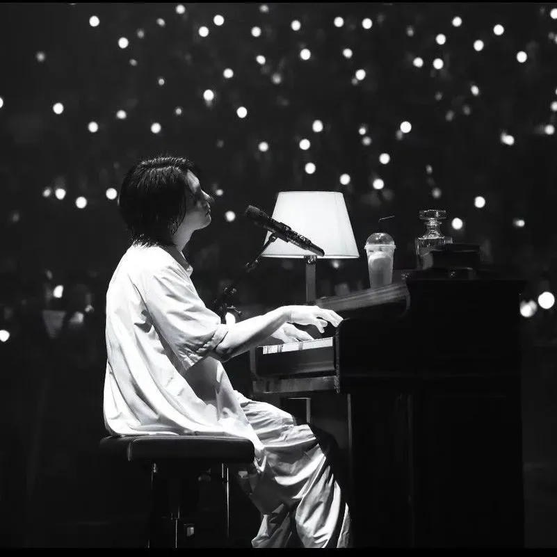 Behind-the-scenes cut of SUGA (BTS)