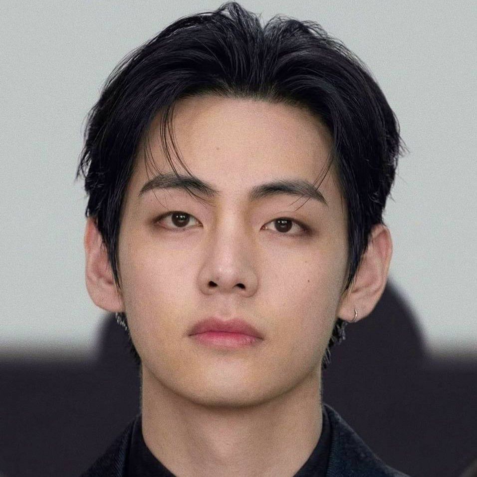 V (BTS)の最新写真