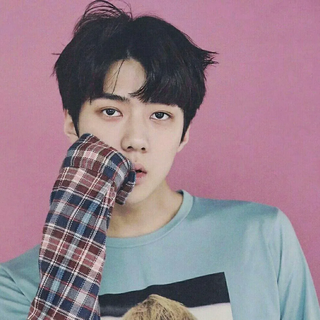 세훈 (EXO)의 최신 사진