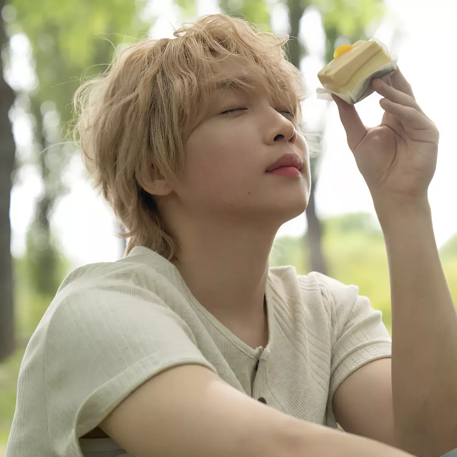 Behind-the-scenes cut of Jeong Sewoon