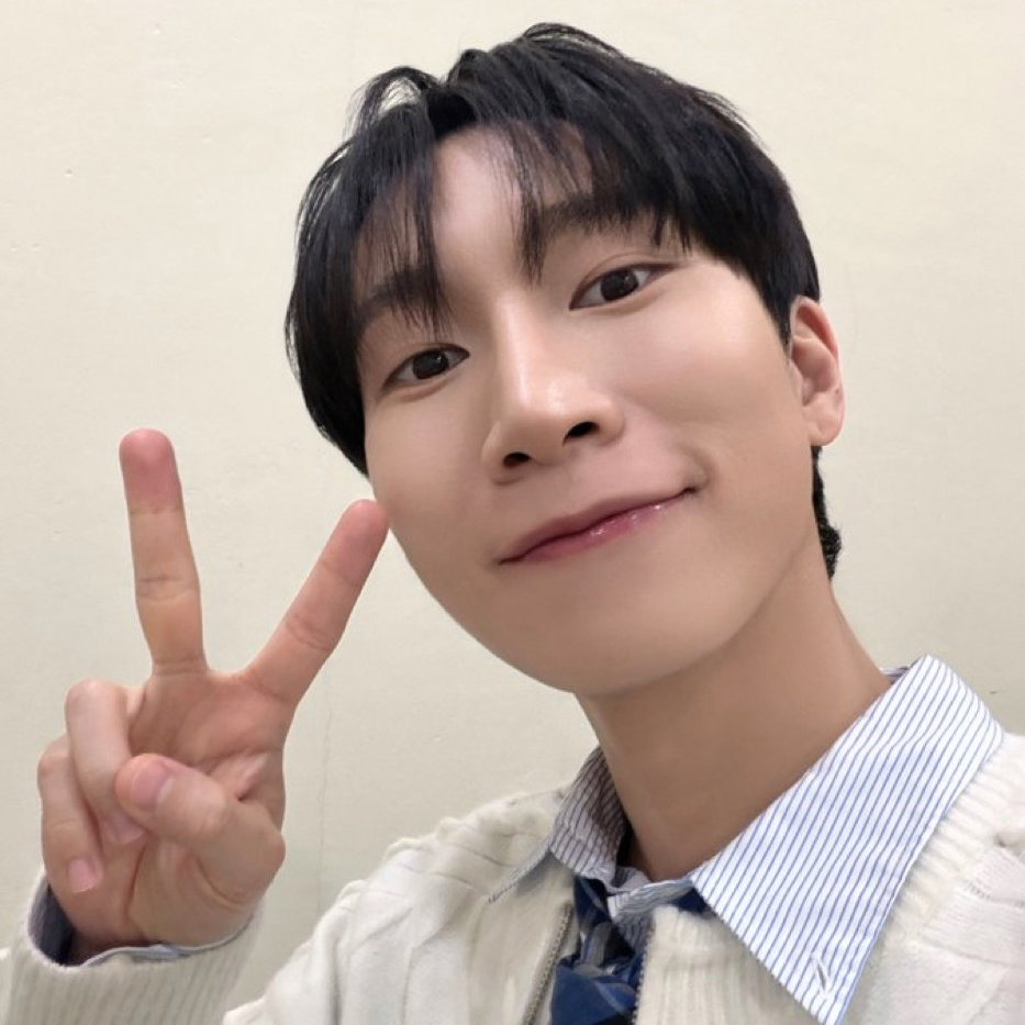 Recent activity shot of Seo Eunkwang (BTOB)