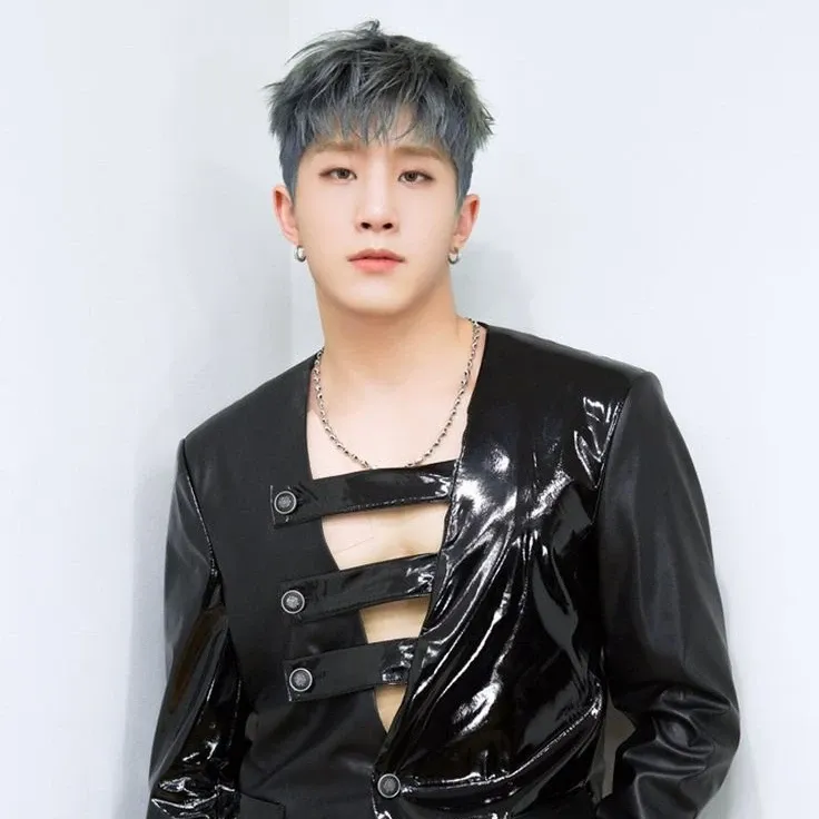 Jinjin (ASTRO)的最新活动照片