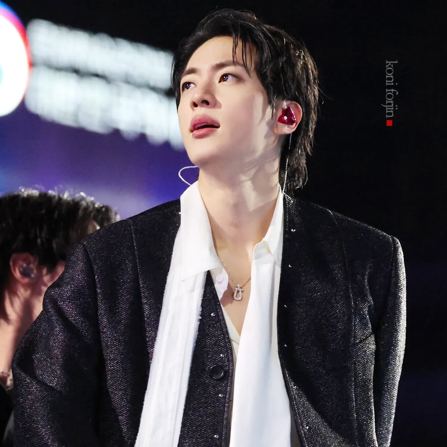 Behind-the-scenes cut of Jin (BTS)