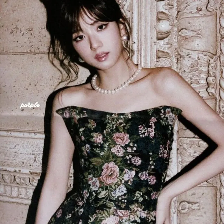Foto aktivitas terbaru Jisoo (BLACKPINK)