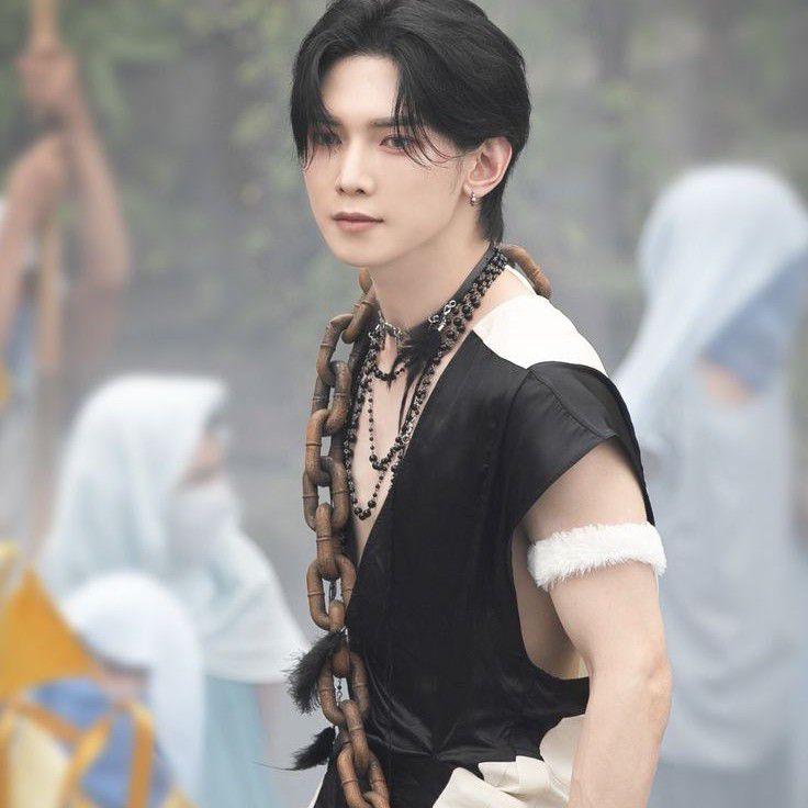 에이티즈 최근 활동샷