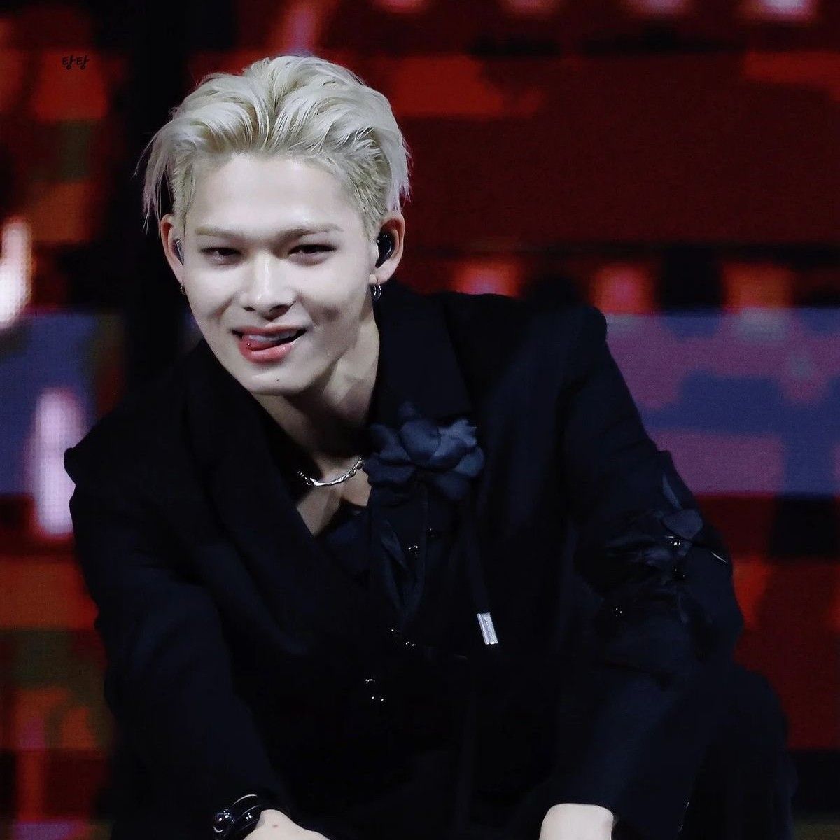 Behind-the-scenes cut of NI-KI (ENHYPEN)