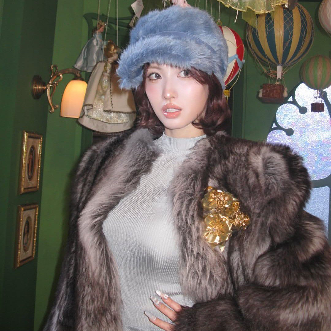 모모 (TWICE) 최근 활동샷