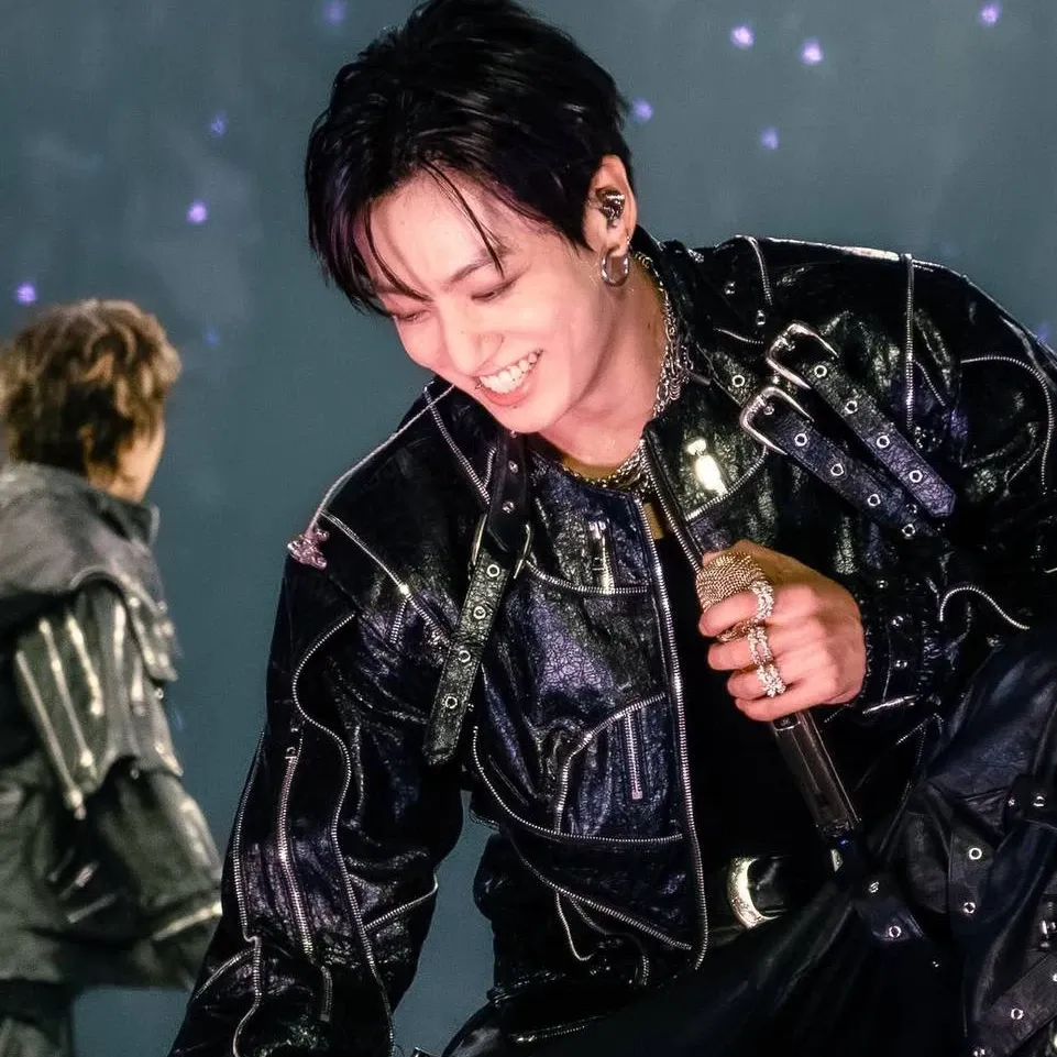 Latest photo of Jungkook (BTS)