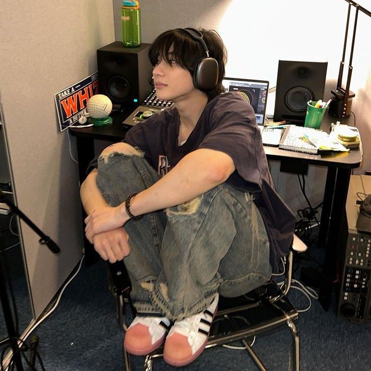 앤톤 (라이즈)의 비하인드 컷