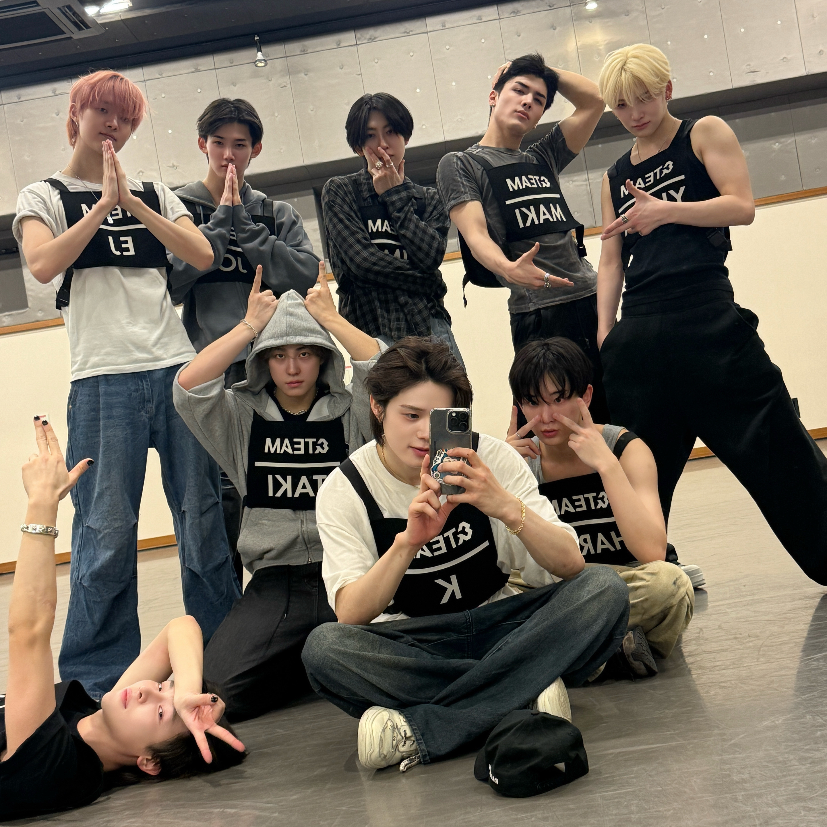 Behind-the-scenes cut of Nicholas (&TEAM)