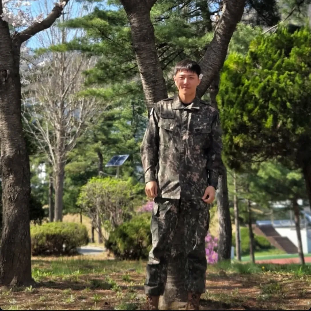 A moment captured by DK (iKON)'s fan