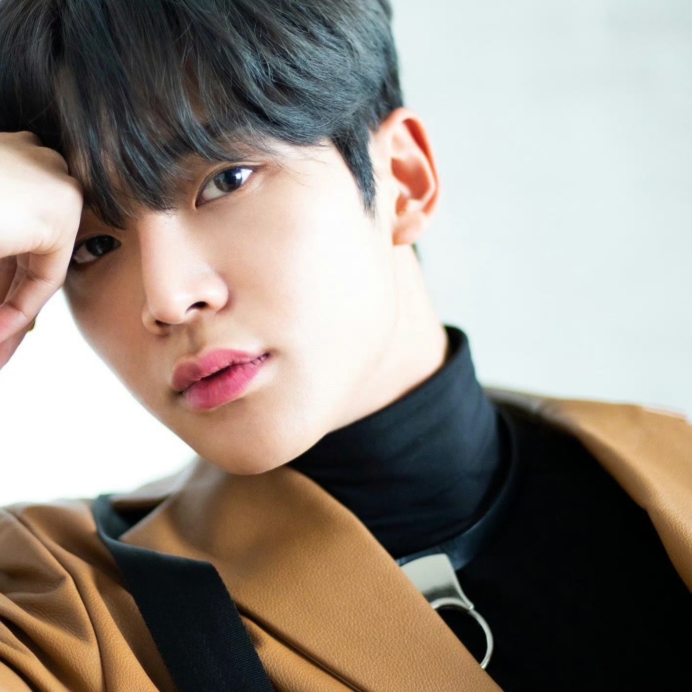 A moment captured by Rowoon's fan