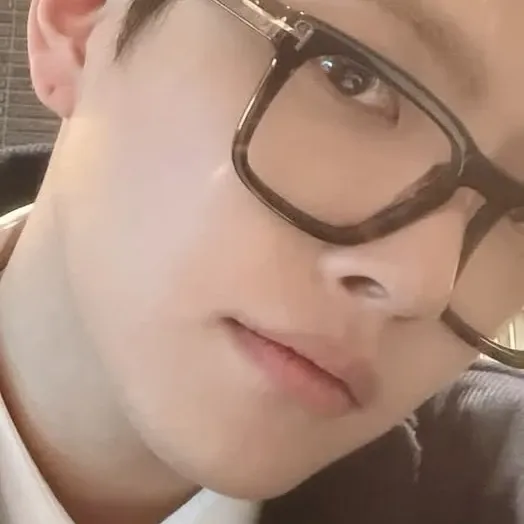 A moment captured by Hongjoong (ATEEZ)'s fan