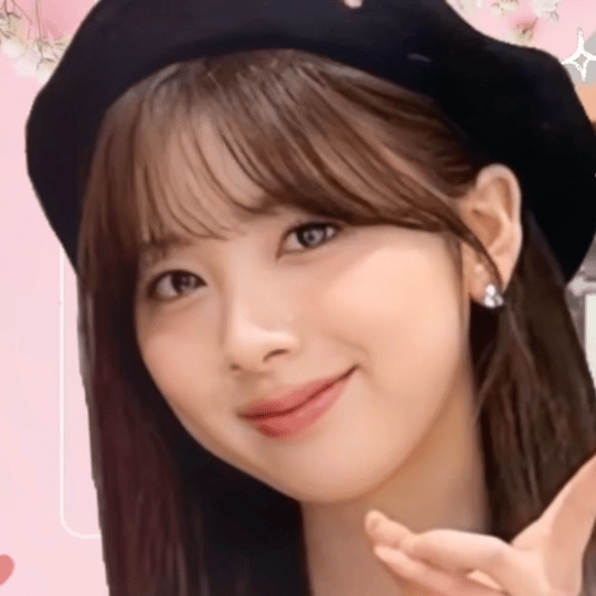 Recent activity shot of Miihi (NiziU)