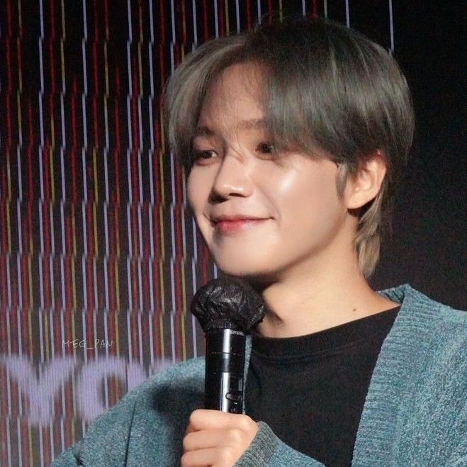 A moment captured by Lim Youngmin's fan