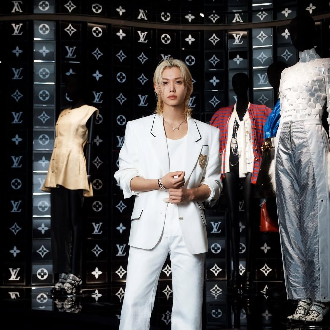Latest photo of Felix (Stray Kids)