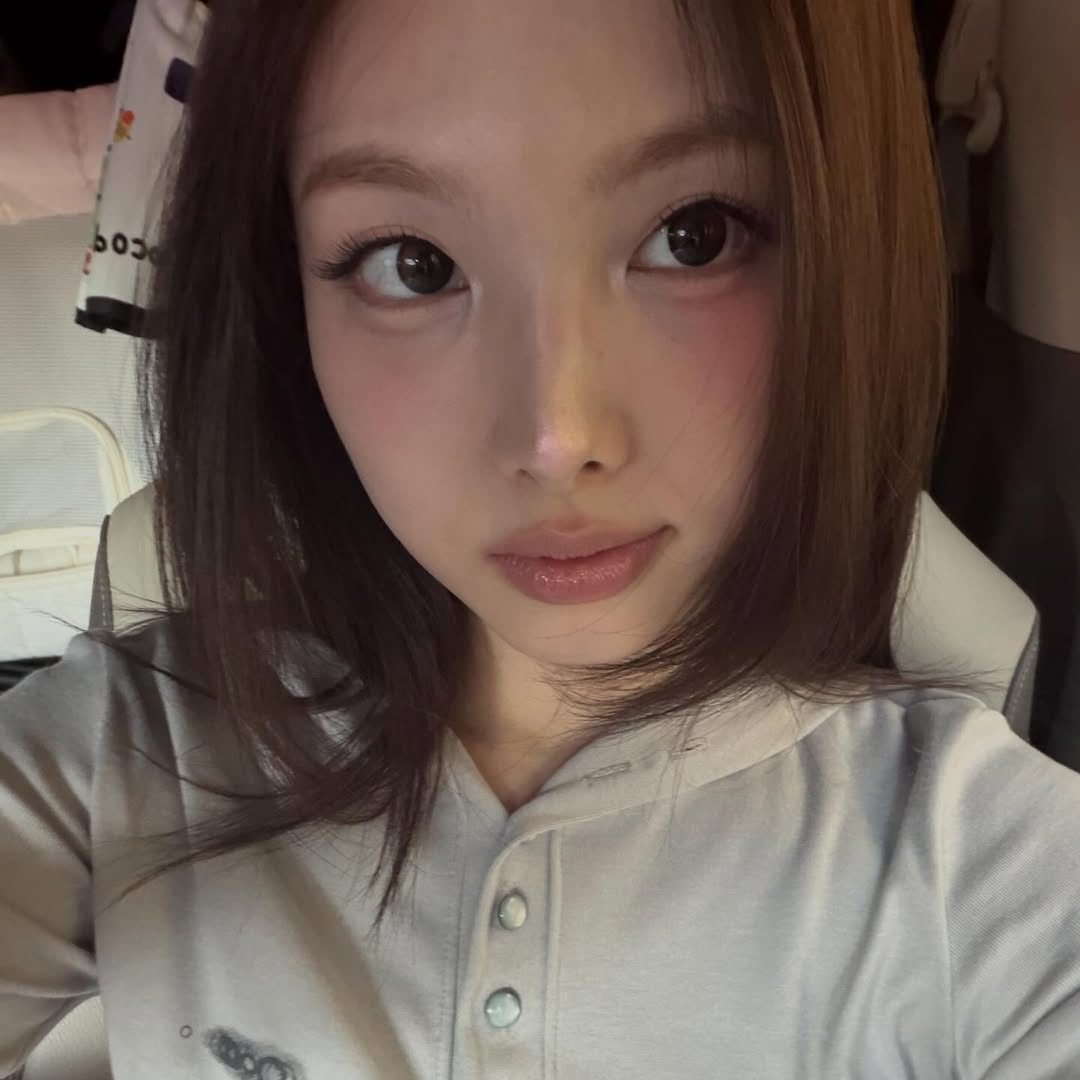Potret di balik layar Nayeon (TWICE)